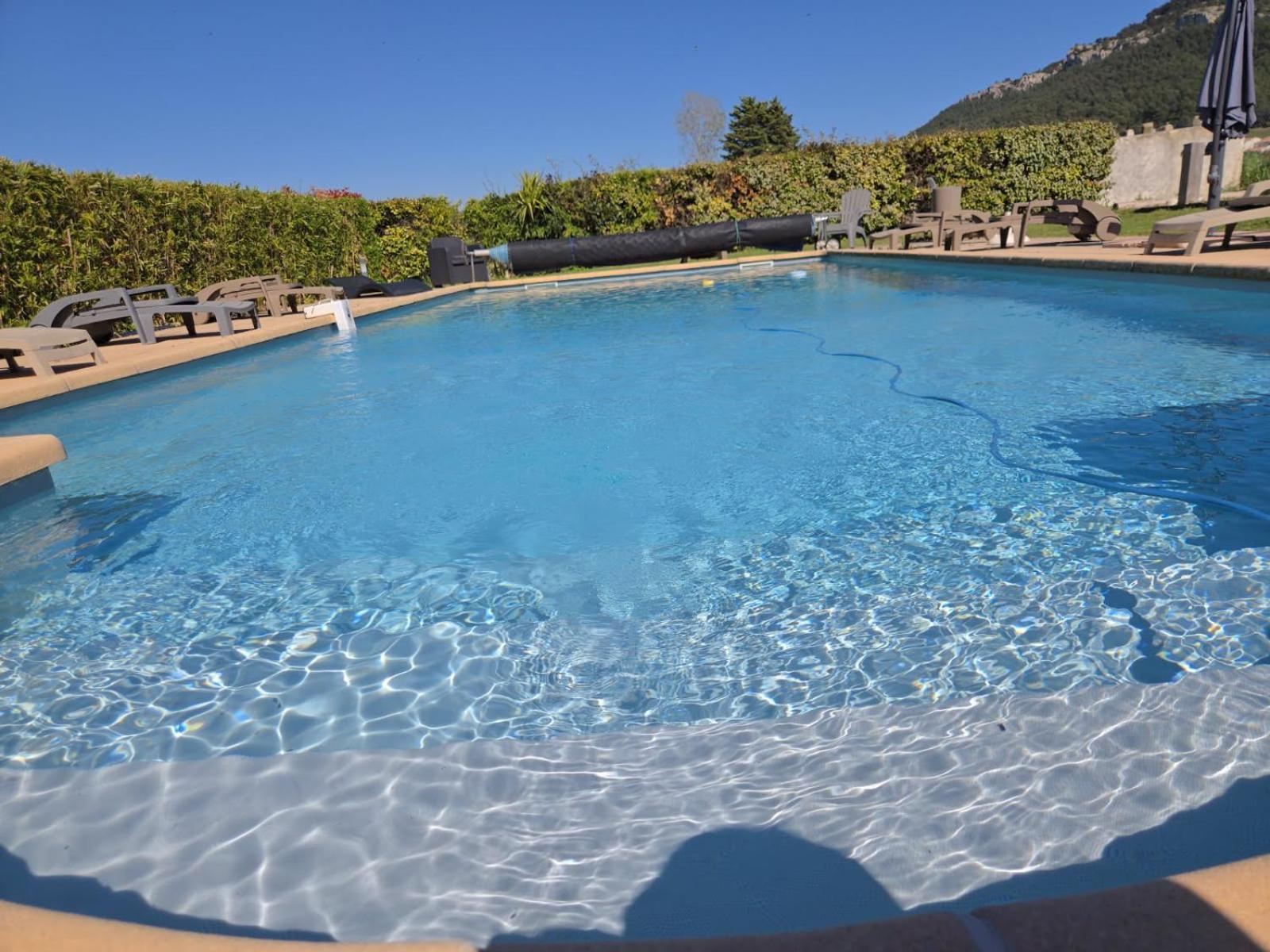 Appart. 4 Pers A 6 Kms De Cassis Avec Acces Piscine Roquefort la Bedoule Bagian luar foto